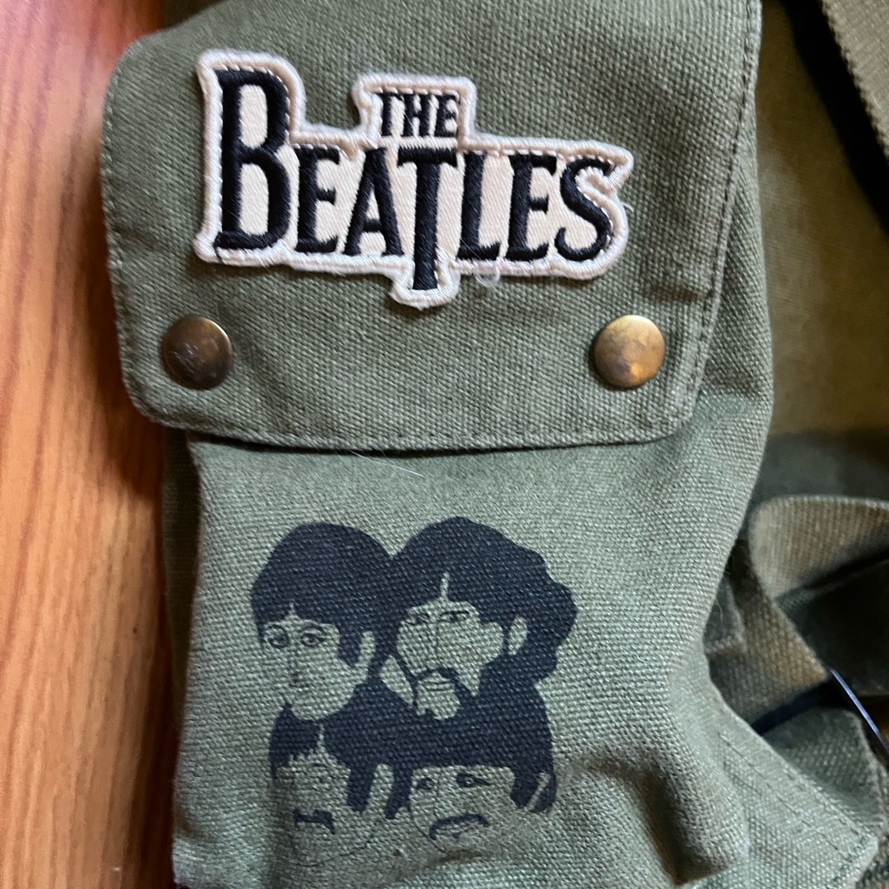 The Beatles Backpackᰔᩚ